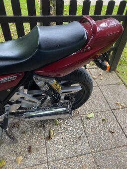 Yamaha XJR 1200 - 5