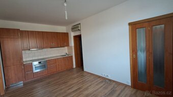 2+kk s balkónem a možností parkování, Palachova, Klíše - 5