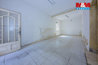 Prodej komerčního objektu, Uhlířské Janovice, ul. Komenského - 5