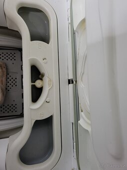 pračka Electrolux, 1300 ot. - 5