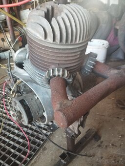 Jawa 250 - 5