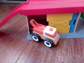 Auto, náklaďák, garáž - 5