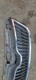 Maska rapid mrizka chladice skoda rapid 5J - 5