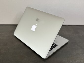 Macbook Pro 13" Retina 2015 128GB / 8GB / i5 - 5