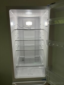 Lednice s mrazákem ETA 275090000E – jako nová - 5