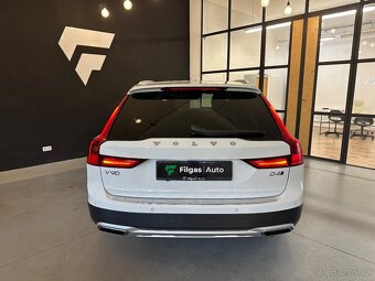 VOLVO V90 D4 AWD 2.0 140KW CROSS COUNTRY 9/2018 MOMENTUM - 5