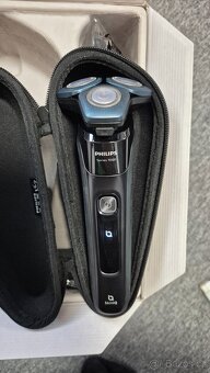 Holicí strojek pro mokré a suché holení Philips S7783/59 - 5