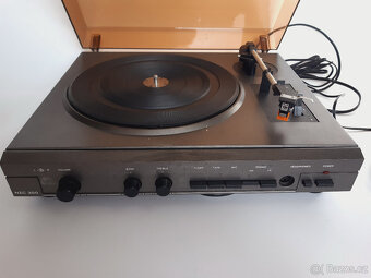 Gramofon Tesla NZC 300 + 2x repro ARS 8105.54 - 5