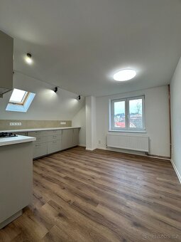 Prodej bytu 2+1 72 m² Vratislavice - 5