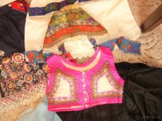 PRODÁM DÍVČÍ LIDOVÝ KROJ - 5