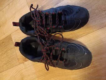 Chlapecké černé boty bpc vel. 38 - 5