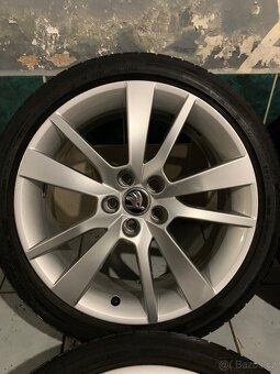 Alu kola Škoda R17 5X100 LETNÍ PNEU 215/40 R17 TOP STAV - 5
