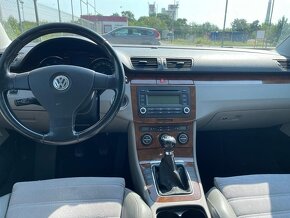 Volkswagen Passat 2.0 TDI 4Motion 103 kW - 5