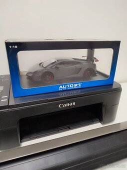 Lamborghini Gallardo LP570 Supertrofeo Stradale 1:18 Autoart - 5
