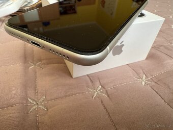Prodám Apple iPhone XR 128gb - 5