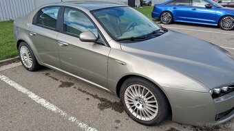 Alfa romeo 159 - 5