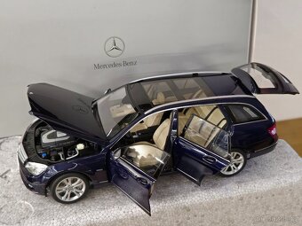 Mercedes Benz C 1:18 Autoart - 5