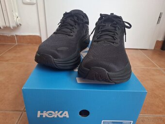 Běžecké boty Hoka Bondi 8 black - 5