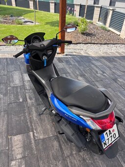Yamaha NMAX 125 (2019) – 8000 km – 1. majitel, ČR - 5