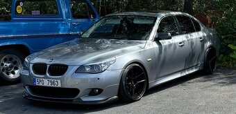 BMW 545i - 5