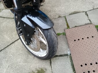 Kawasaki Z750 - 5
