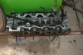 díly na motor DJ5TED 2,5TDI vačka písty blok válců a klika - 5