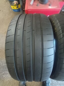 2xletní pneu 275/35/19.Goodyear. - 5