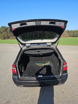 Mercedes-Benz E350 (W212) MY2012 AirMatic 195kW - 5