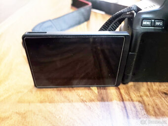 Canon EOS 250D - TOP STAV V nabídce i objektivy. - 5