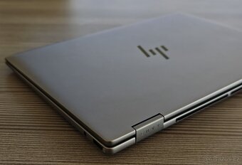 HP ENVY x360 14" - 2v1, Ryzen 8640HS +760M, pero - 5
