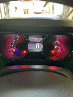 Renault Captur Hatchback  0,9 66kW 2015 naj.:114000 - 5