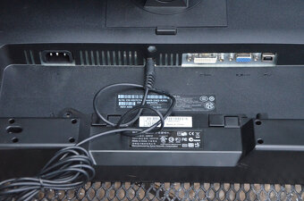 Dell LCD Professional P2312H 23 - 5