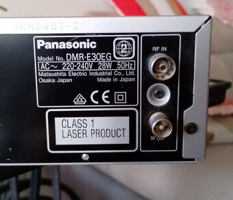 DVD přehrávač Panasonic s dálkovým ovládáním. - 5