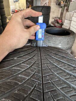 2ks celoročních pneu 225/45 R19 - Goodyear - 5