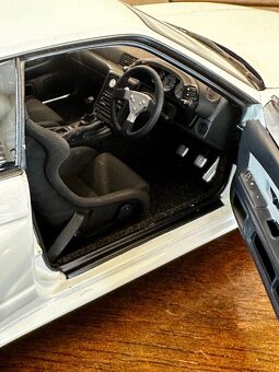 1/18 Autoart Nissan GT-R R32 V-Spec II Tuned Version White - 5