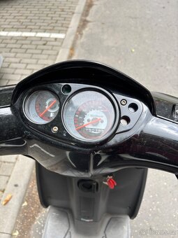 Piaggio New Typhoon 125 - 5