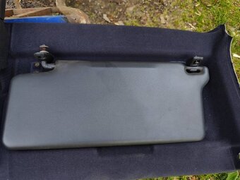 Škoda Favorit část stropnice a clonítka - 5