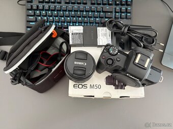 Canon EOS M50 + 15-45 mm - 5