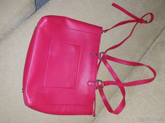 Kabelka wuch jahodově červená - fotky jsou trochu přesvícené - 5