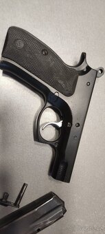 Čz 75b 9mm Luger 1995 - 5