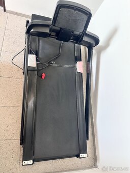 Běžecký pás TrinFit Gara T250 - 5