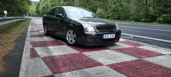 Opel vectra Gts 2.2 dti 92kw Gts rok 2005 - 5