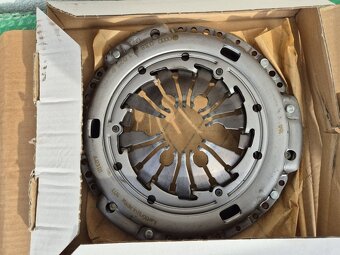 Škoda Octavia I přítlačný talíř 225mm - 5