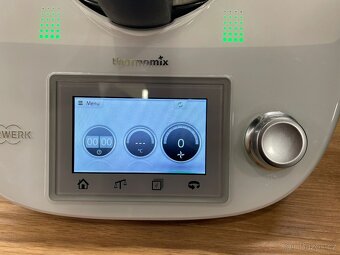 Vorwerk Thermomix TM5 + příslušenství - 5