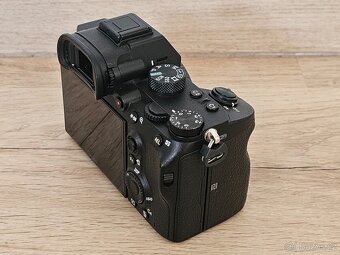Sony A7 III TOP STAV - 5