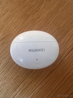 Prodám sluchátka HUAWEI FreeBuds 4i - 5