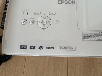 Prodám Epson EH-TW7100 projektor - 5