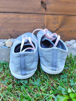 Dámské boty ADIDAS šedé ve vel. 40 - 5