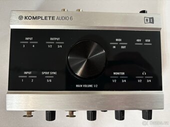 Profi zvuková karta NI Komplete Audio 6 - 5