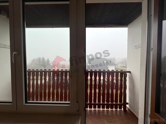 Pronájem bytu 3+1 70 m2 ve Veliši - 5